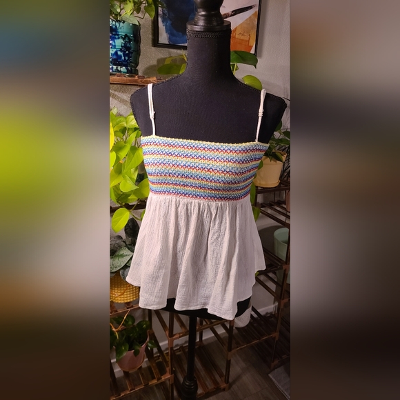 Top - Picture 1 of 5